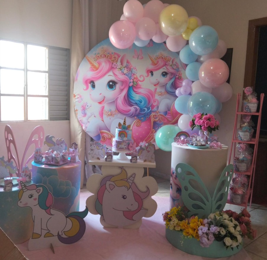 Decoração de festa realizada pela Gleide Decorações